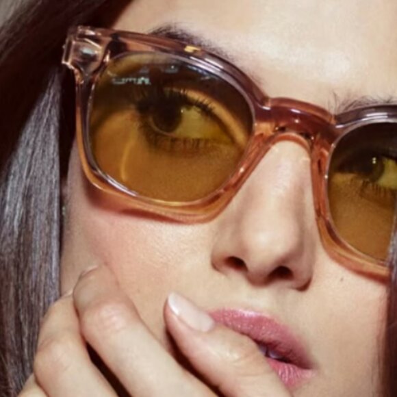 OLIVER PEOPLES MERCEAUX SQUARE SUN IN CHAMPAGNE PHOTOCHROMIC (OV5498SU) MSRP$619 main image 8